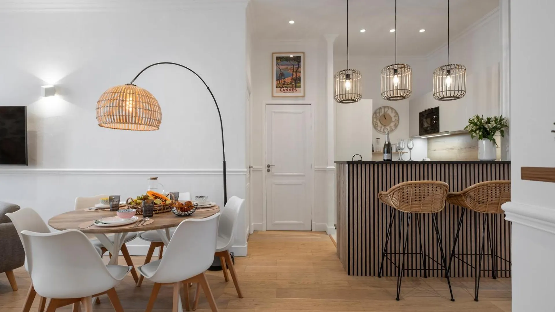 Cannes Heart, 3 Bedroom 3 Bath, 100M Palais & Beach 0*,  Frankrig